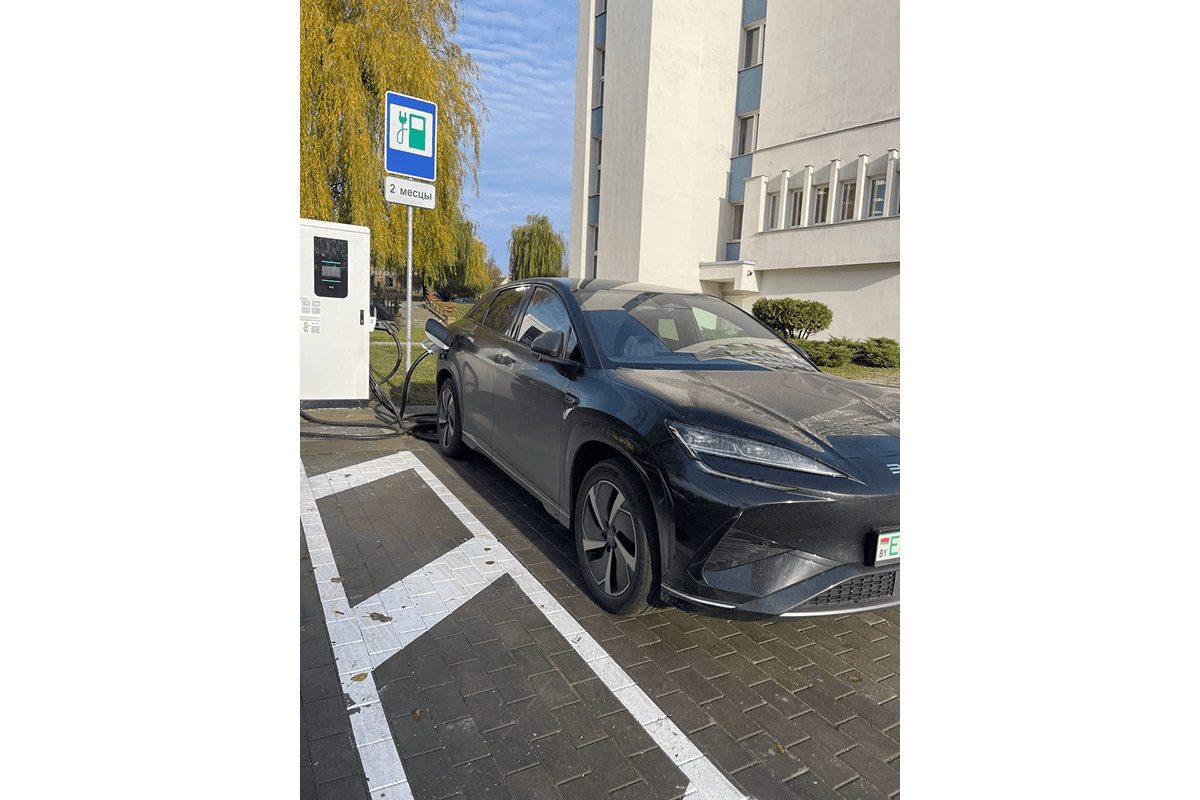 Belarus Integrated Four‑Gun DC Fast Charging Case Study